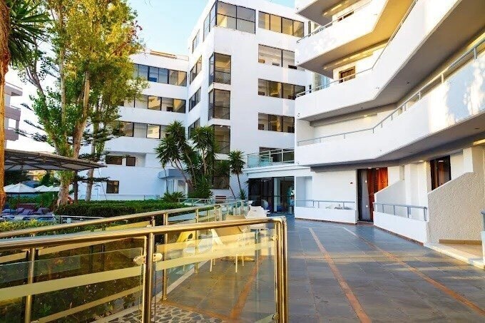 Фото Crew The Residence 4*